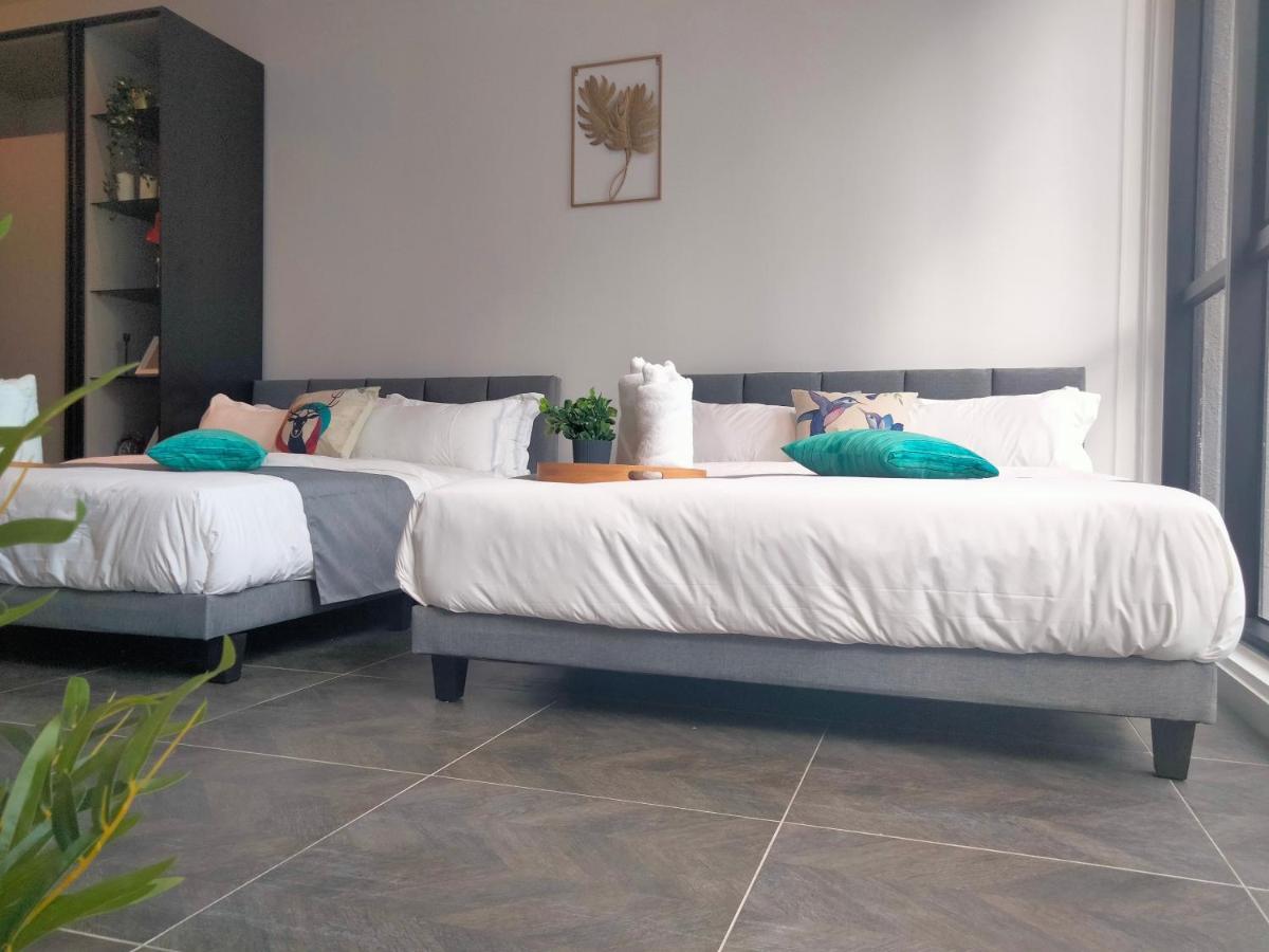Apartment Scarletz Klcc I Homebrickz Kuala Lumpur
