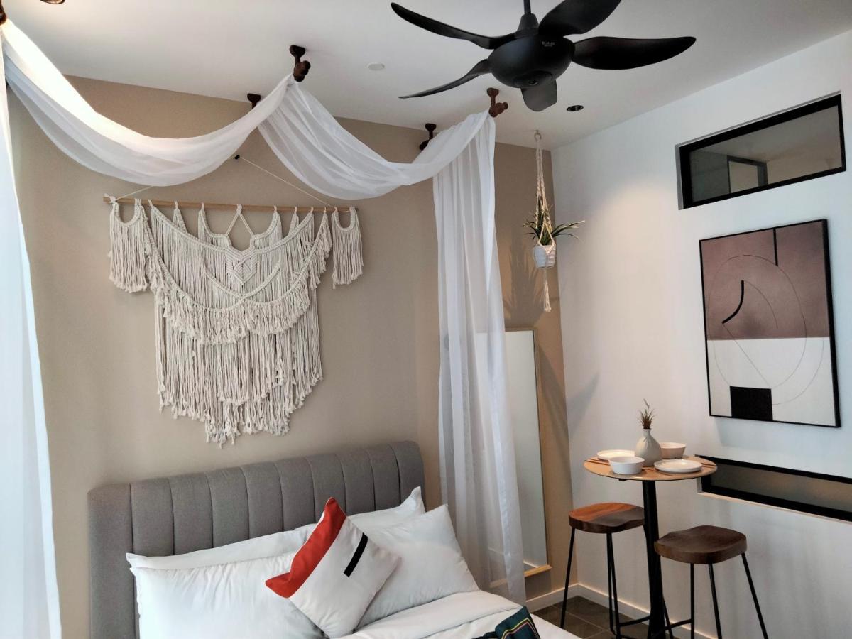 Apartment Scarletz Klcc I Homebrickz *